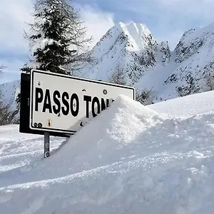 A Due Passi Dal Cielo , Passo del Tonale Italia
